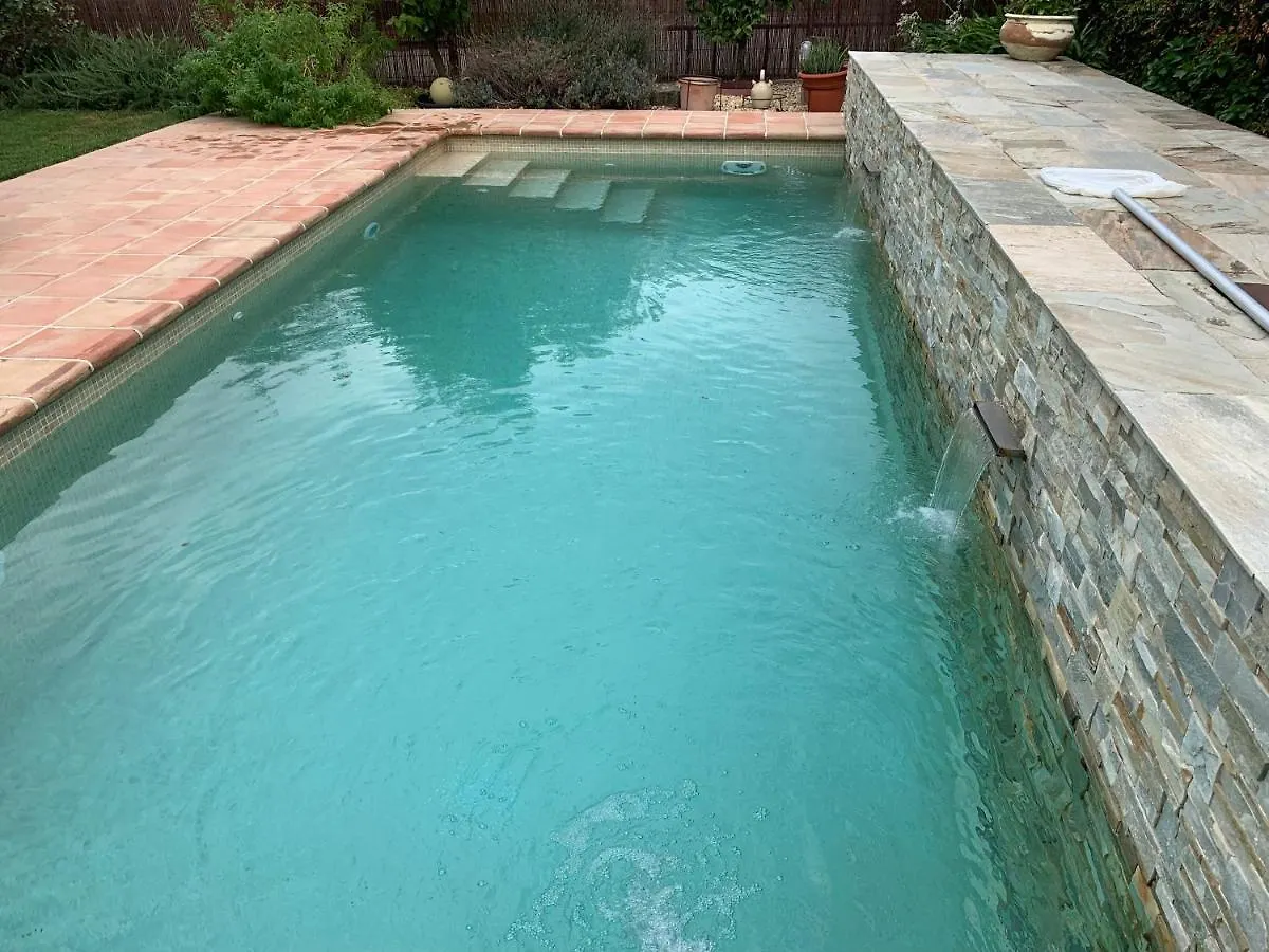 Can Rucall Piscina Compartida Vilamacolum Holiday home