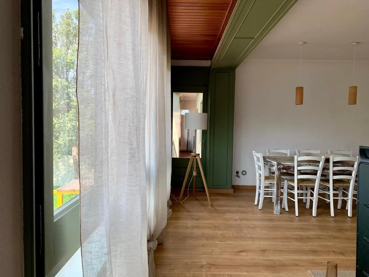 Can Rucall Piscina Compartida Vilamacolum Holiday home