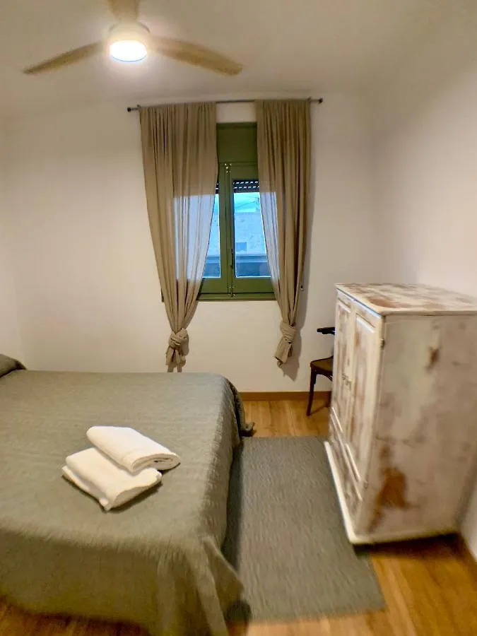 Holiday home Can Rucall Piscina Compartida Vilamacolum